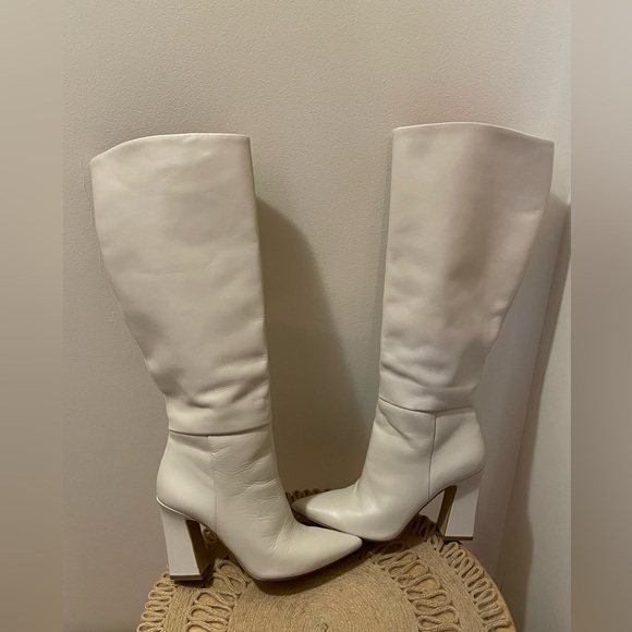 Steve Madden Ivory Padmy Boots - Picture 3 of 8